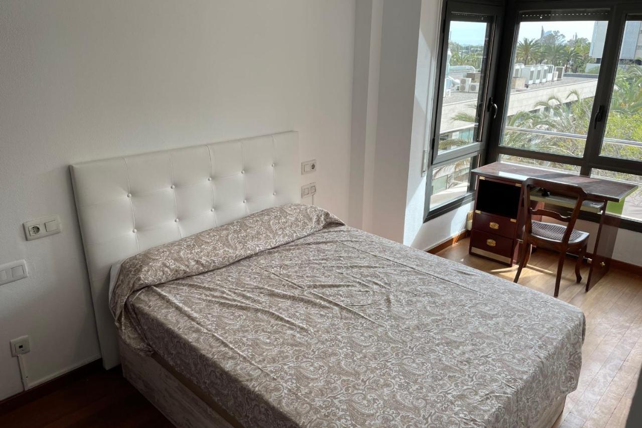 ברצלונה Apartment With Sea Views Next To The Beach Of Mar Bella מראה חיצוני תמונה